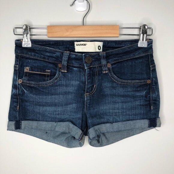 Free WITH  PURCHASE Garage Dark Denim Cuffed Shorts Size 0 - Picture 1 of 3